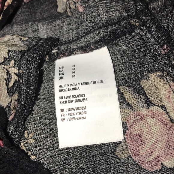 American Eagle outfitters medium black pink white green romper 💕 - Picture 7 of 8